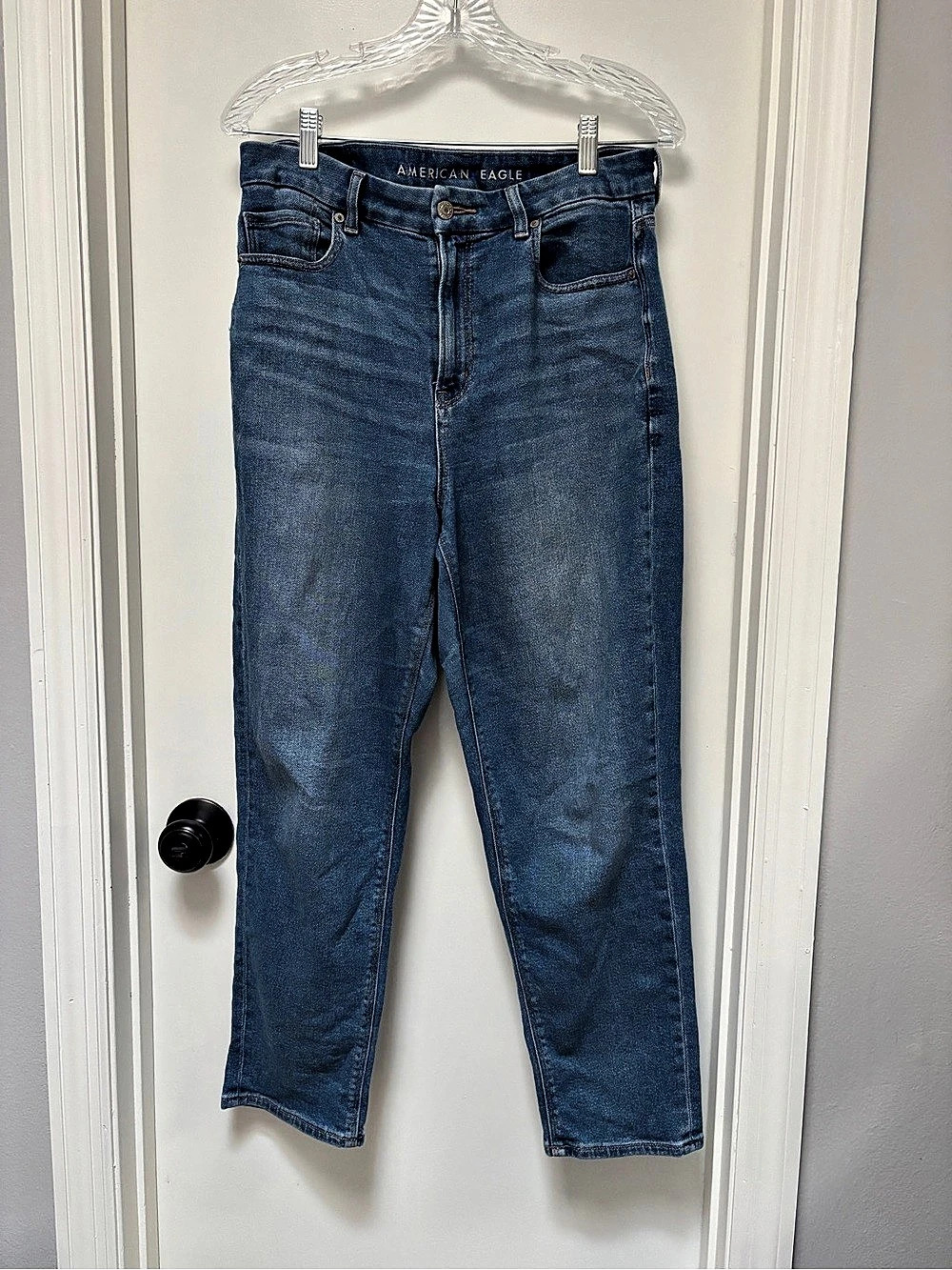 American Eagle Curvy Mom Jean in 10 Short